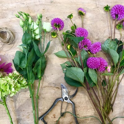 Beginners Handtied Floristry Course