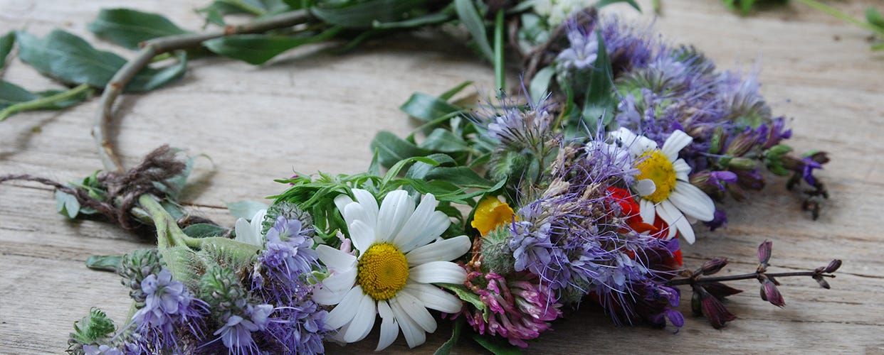 How to make flower crowns